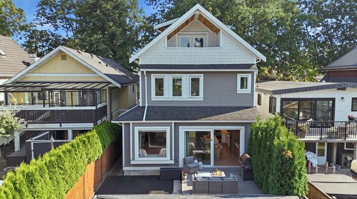 Property Photo: 2137 E 2nd Avenue BC V5N 1E9
