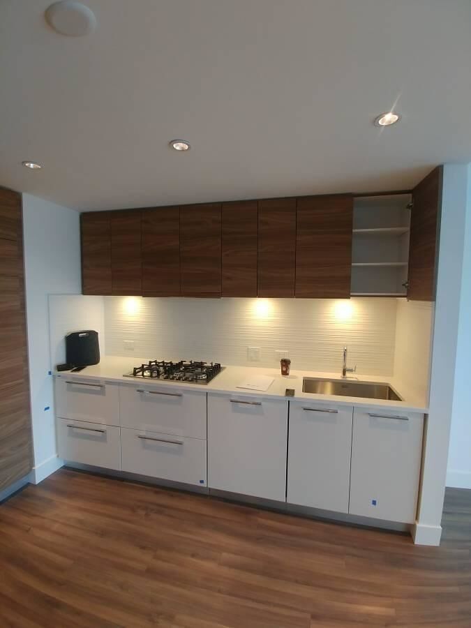 Property Photo:  7388 Kingsway 709  BC V3N 0G9 