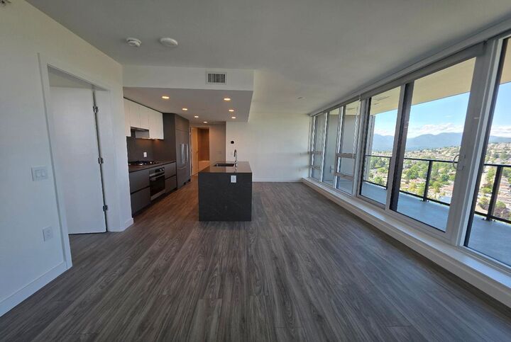 Property Photo: 2135 Springer Avenue 3703 BC V5B 0C1