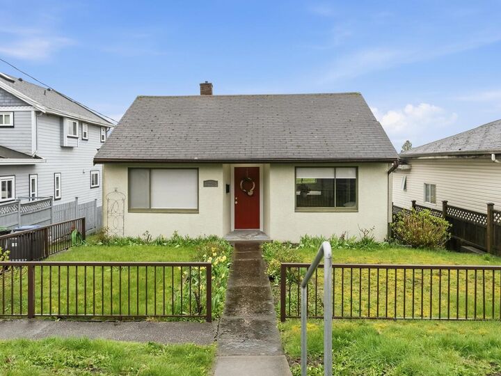 2206 Eighth Avenue — photo 1