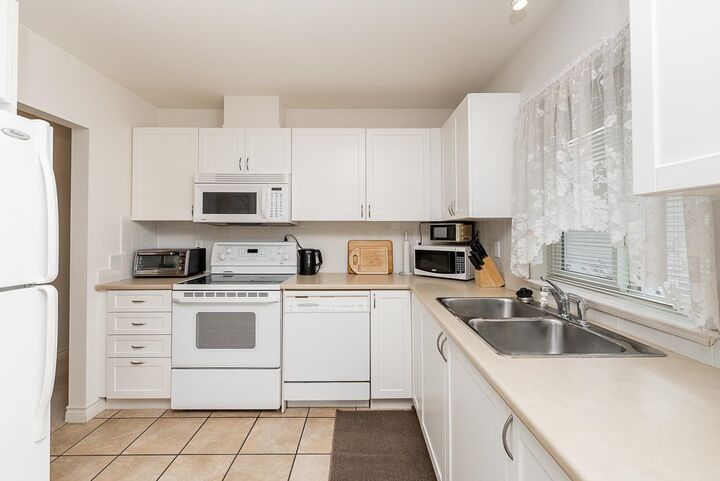 Property Photo: 17516 4 Avenue 53 BC V3S 0S1