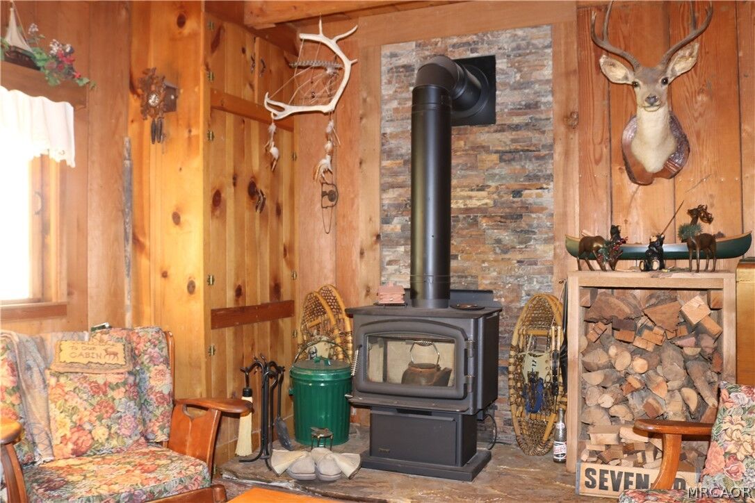Property Photo:  382 Stonehouse Road  CA 92315 
