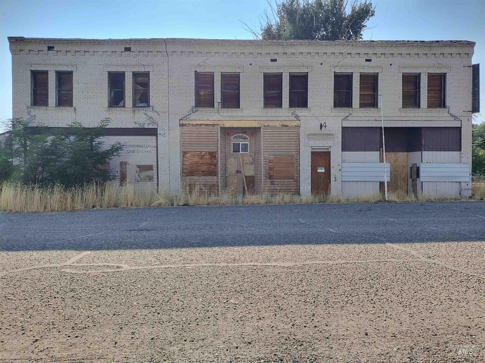 Property Photo: 4145 N Meridian St ID 83633