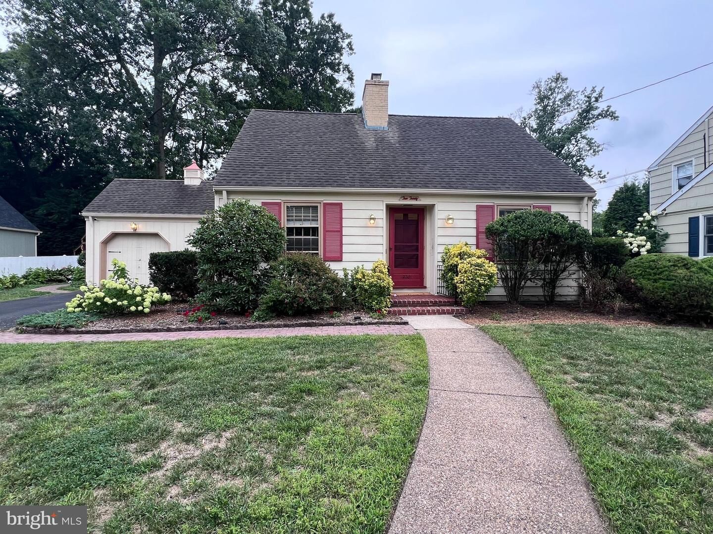Property Photo: 220 Hickory Lane NJ 08033