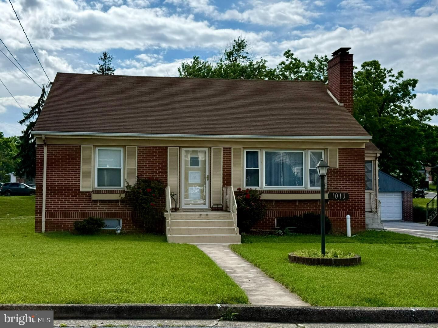 Property Photo:  1013 Florida Avenue  WV 25401 