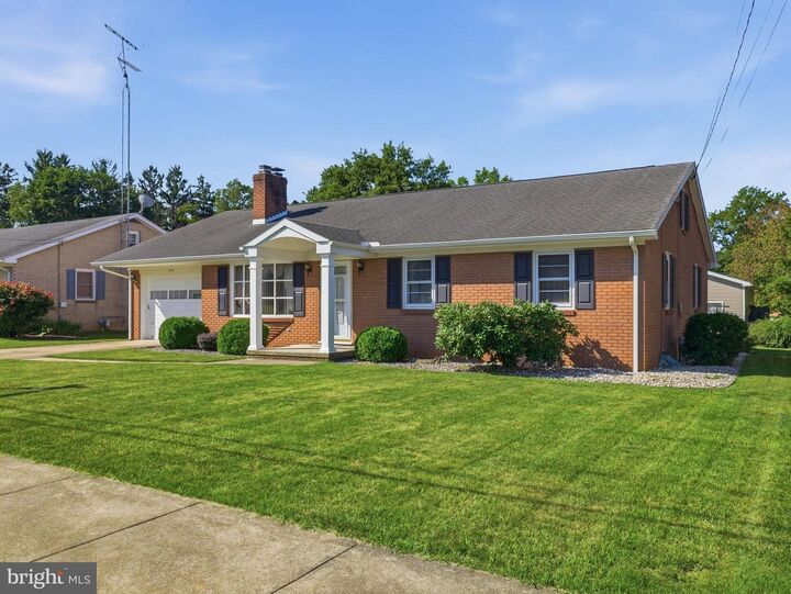 Property Photo: 544 Mentzer Avenue PA 17201