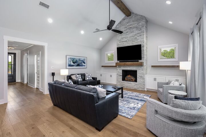 Property Photo: 103 Calion Court AR 72223
