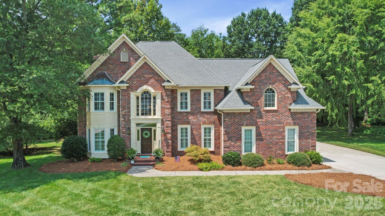 Property Photo: 1256 NW Giverny Court NC 28027