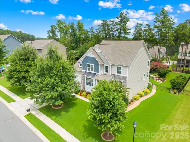 Property Photo:  13522 Hyperion Hills Lane  NC 28278 
