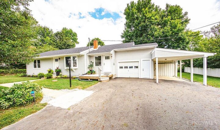 Property Photo: 4704 Booth Road OH 45056