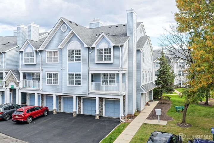 Property Photo:  122 Prestwick Way  NJ 08820 