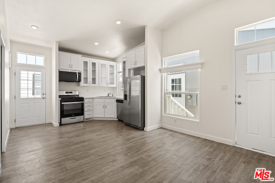 Property Photo: 8250 Lankershim Blvd, Unit 30 CA 91605