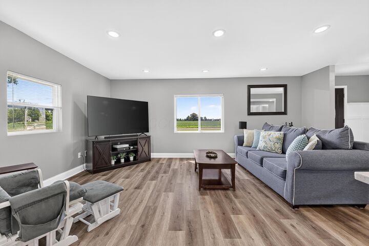 Property Photo: 28690 Kinney Pike OH 43344