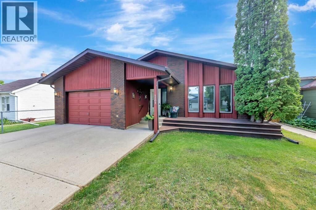 Property Photo: 5209 47 Street AB T9V 0G3