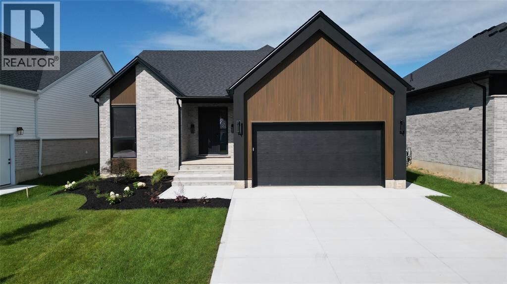 Property Photo:  2056 Marion Avenue  ON N0N 1C0 