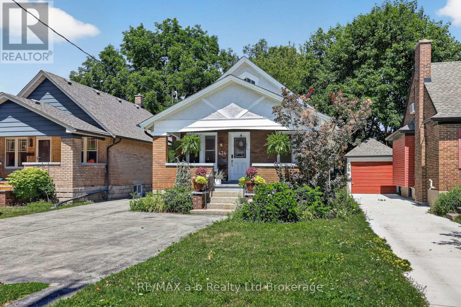 Property Photo: 474 Cheapside Street ON N5Y 3X3