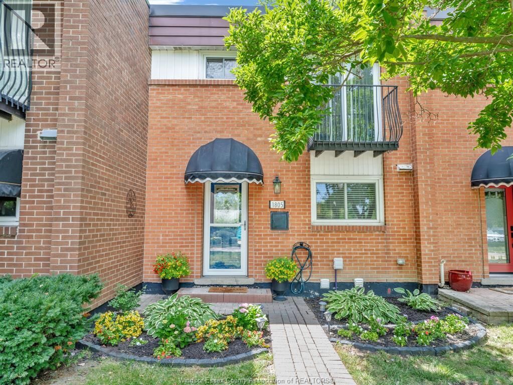 Property Photo:  1805 East Gate Estates  ON N8T 2T1 