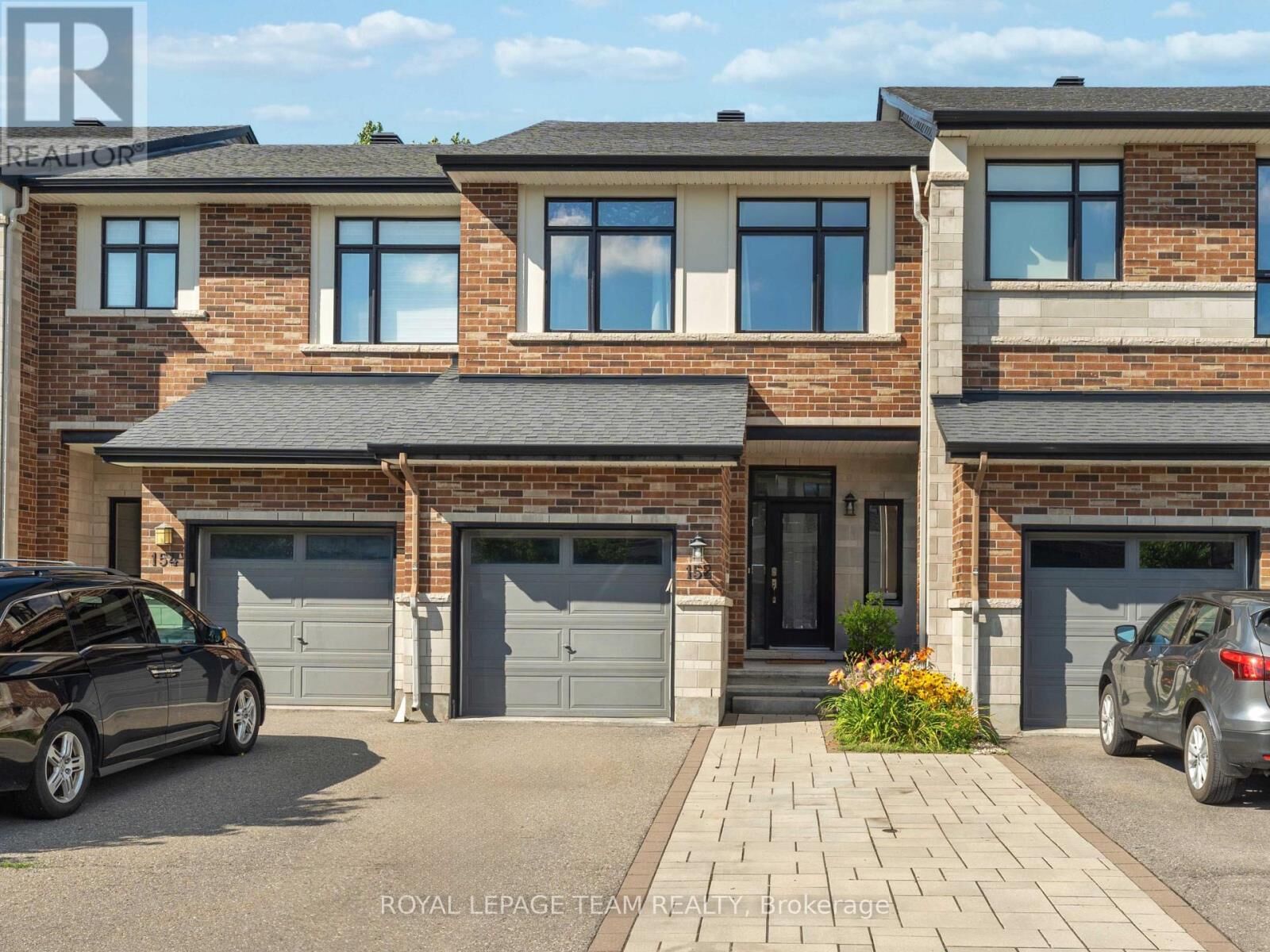 Property Photo:  152 Mattingly Way  ON K4M 0E2 