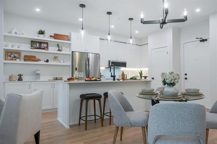 Property Photo:  46187 Thomas Road 311  BC V2R 6N9 