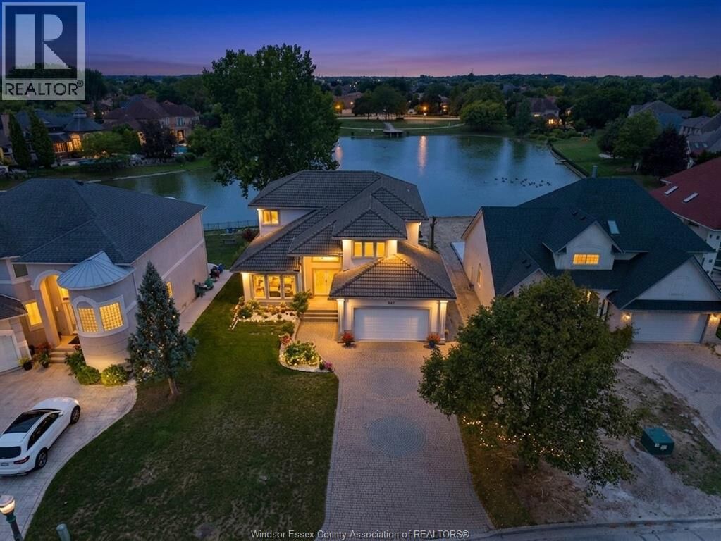 Property Photo:  847 Lake Shore Drive  ON N9G 2R1 