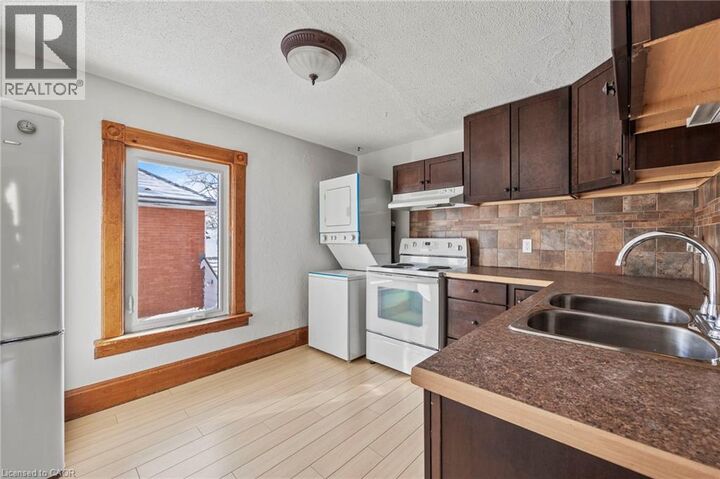 Property Photo:  33 Rich Avenue Upper  ON N1R 2A4 