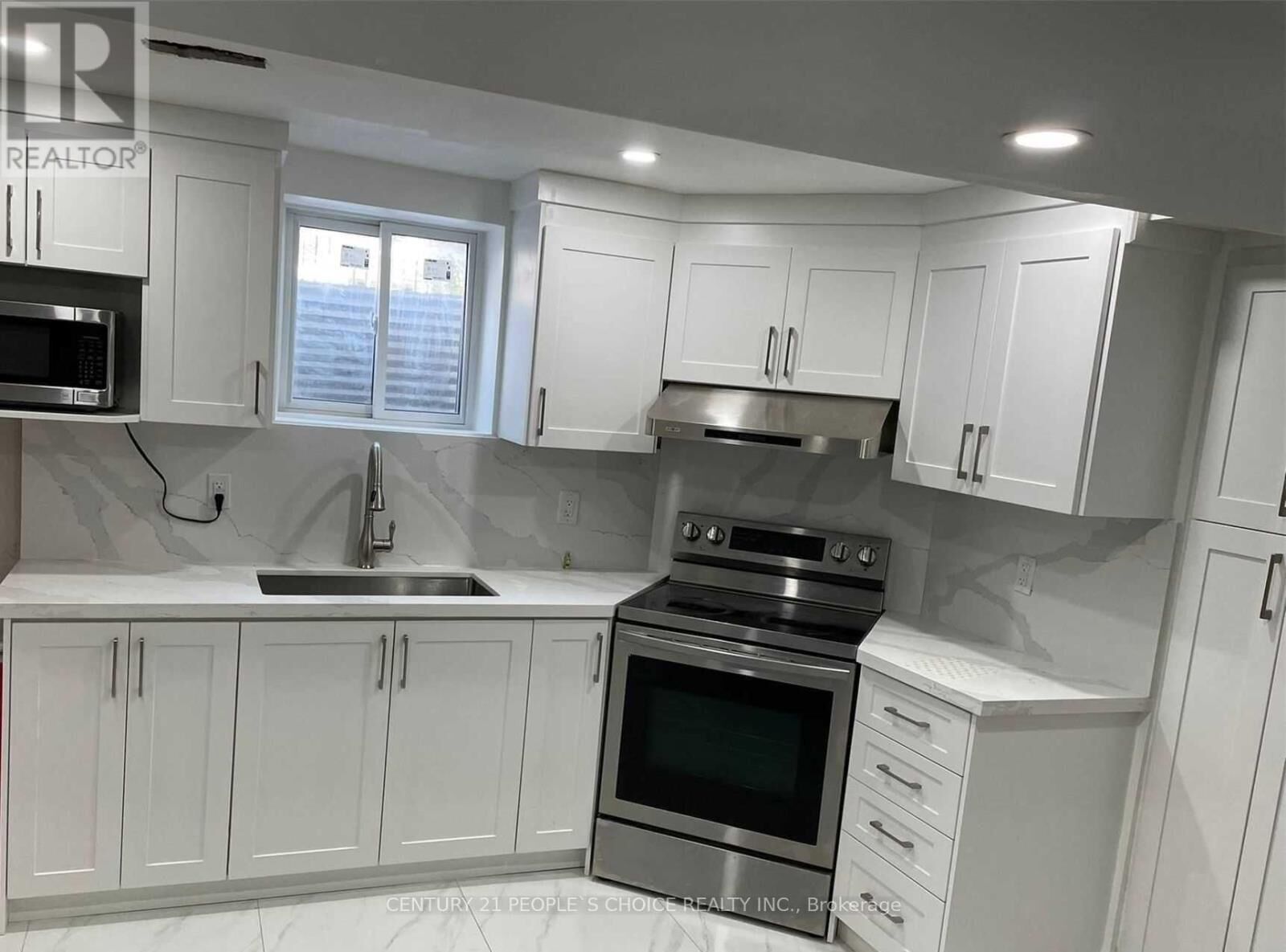 Property Photo:  6929 Gooderham Estate Boulevard Bsmnt  ON L5W 1B4 