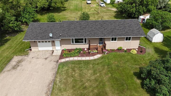 Property Photo:  66 Saskatchewan Street  MB R0J 2C0 