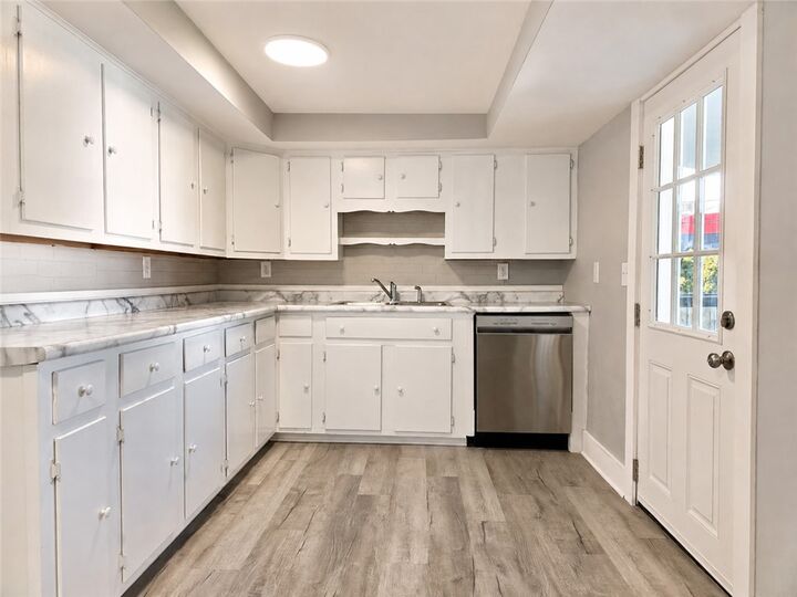 Property Photo:  23 N Douglas Avenue  OH 45503 
