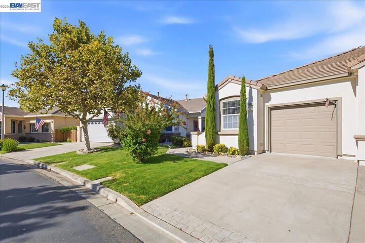 Property Photo: 288 Black Amber Way CA 94513