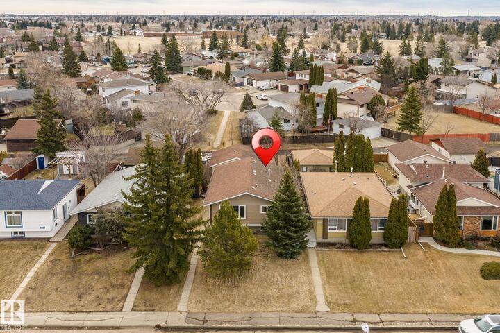 Property Photo: 1566 Lakewood Road NW AB T6K 2V9