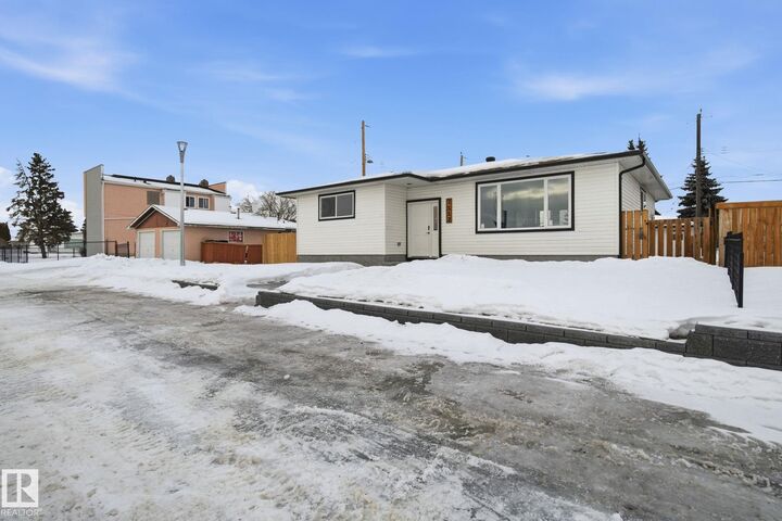 Property Photo:  7112 132 Avenue NW  AB T5C 2A6 