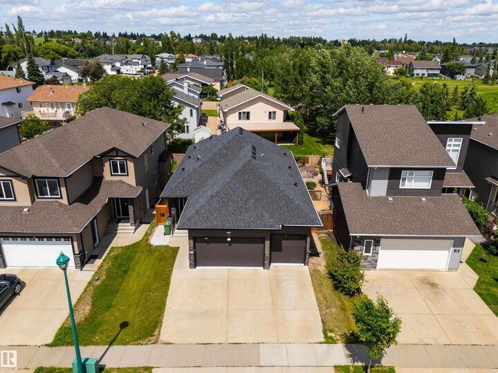 Property Photo: 18 Lakevista Point(E) AB T4X 0J2