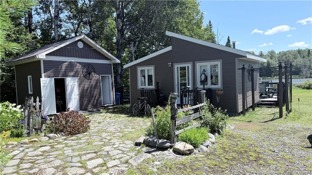 Property Photo:  533 Beaulieu  NB E7A 1A2 