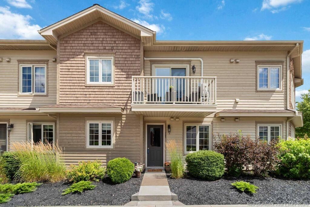 Property Photo:  98 Pleasant Street 105  NB E4P 2L6 