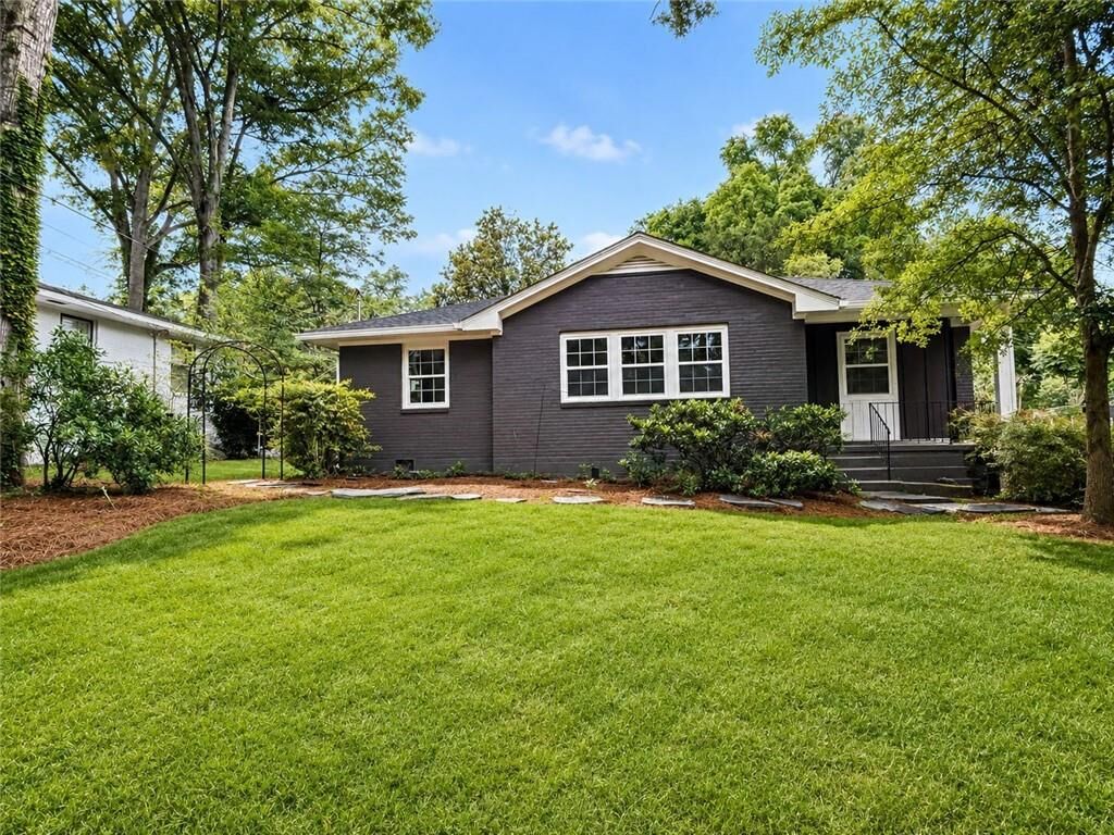 Property Photo: 272 Cascade Drive NW GA 30064