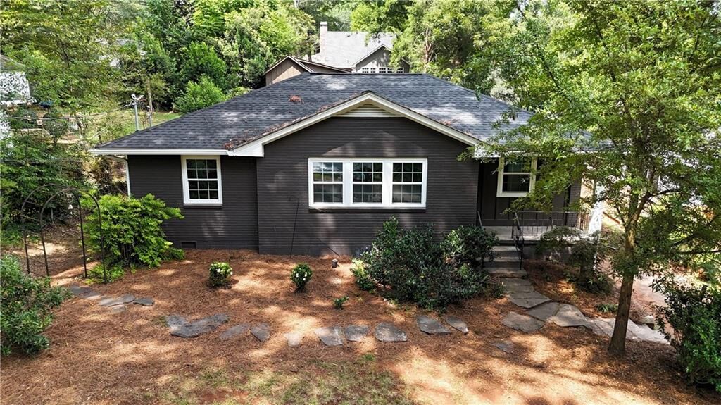 Property Photo: 272 Cascade Drive NW GA 30064