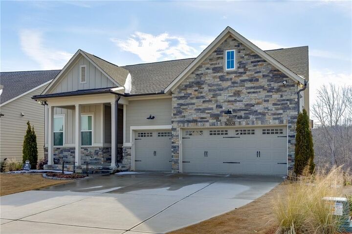 Property Photo: 7032 Cottage Grove Drive GA 30542