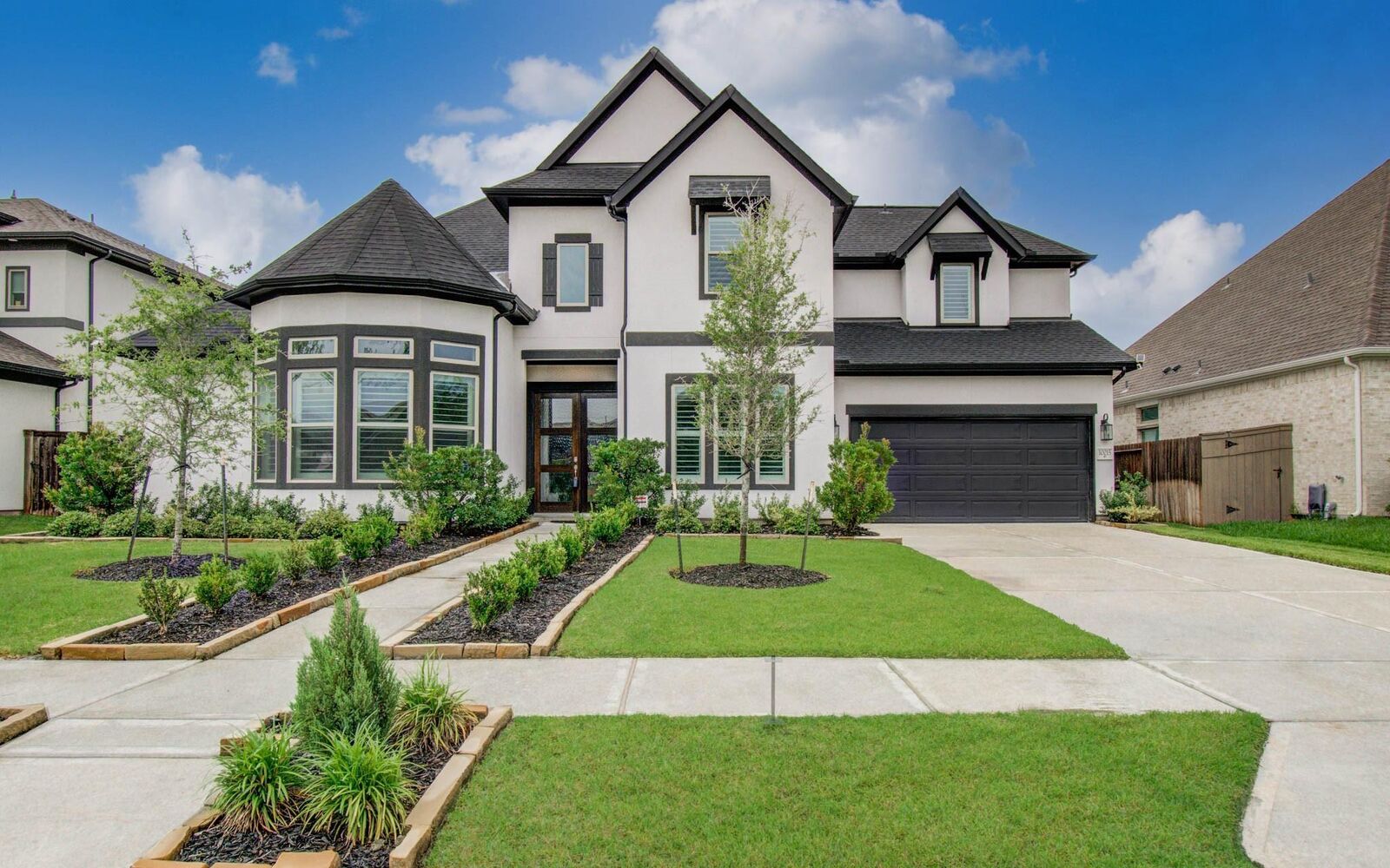 Property Photo: 10015 Crescent Wood Drive TX 77459