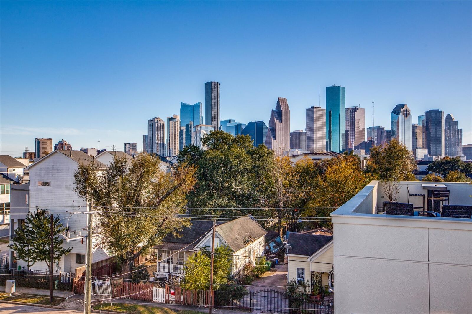 Property Photo:  1802 Hickory Street  TX 77007 
