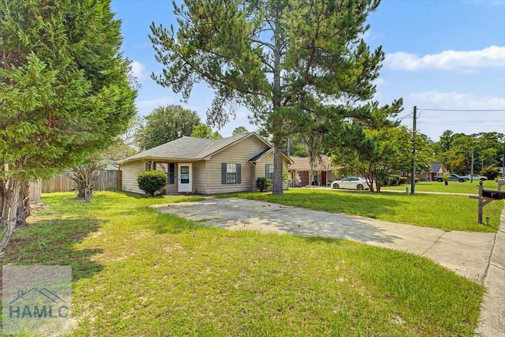 Property Photo:  916 Wrenwood Lane  GA 31313 