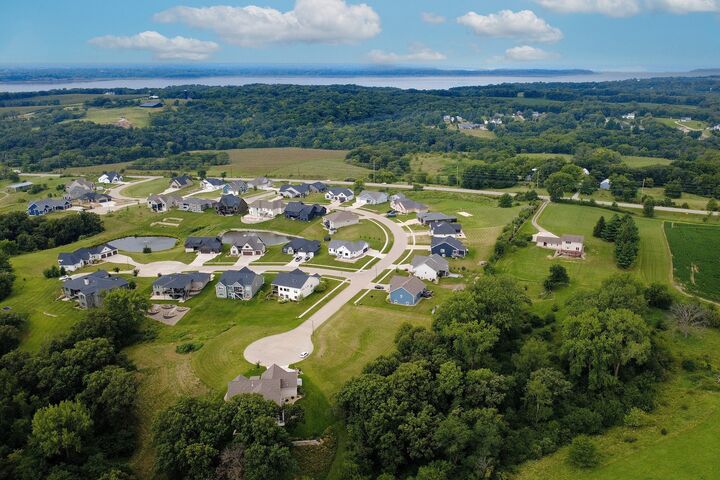 Property Photo:  2920 Bos Ridge Road  IA 50219 