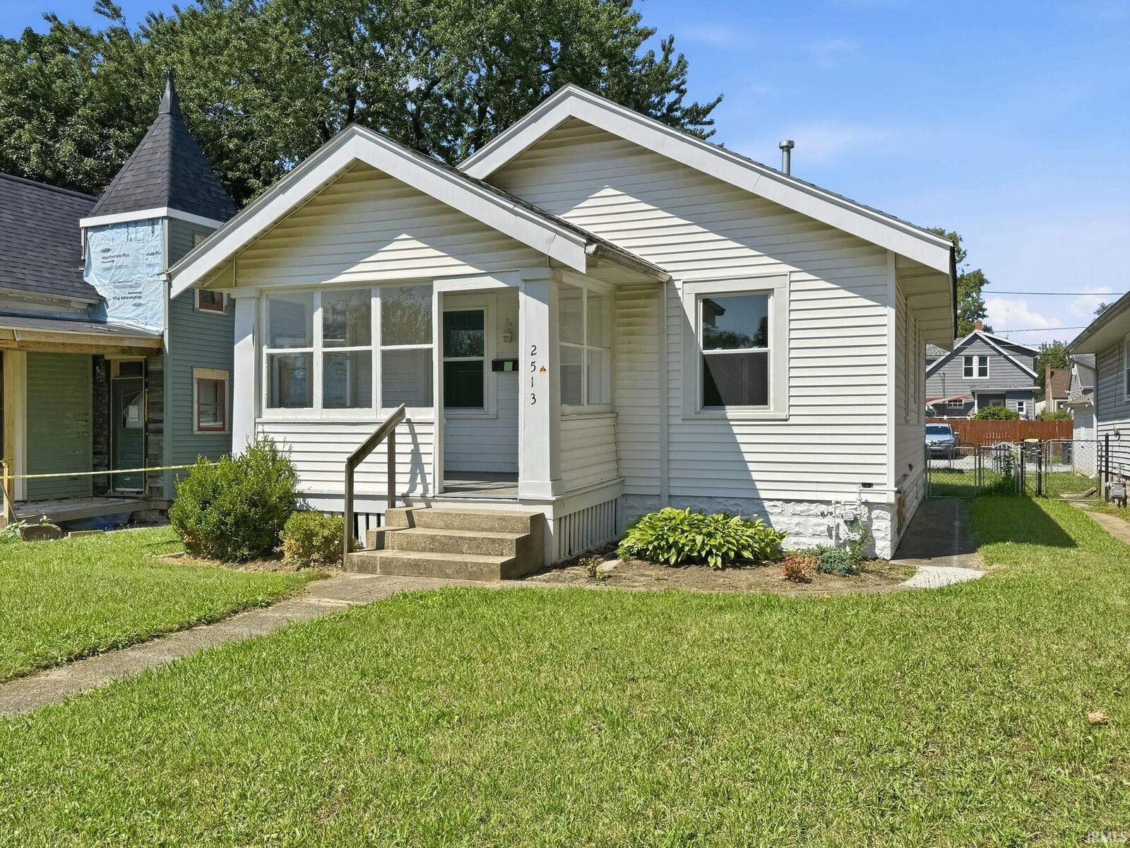 Property Photo:  2513 Parnell Avenue  IN 46805 