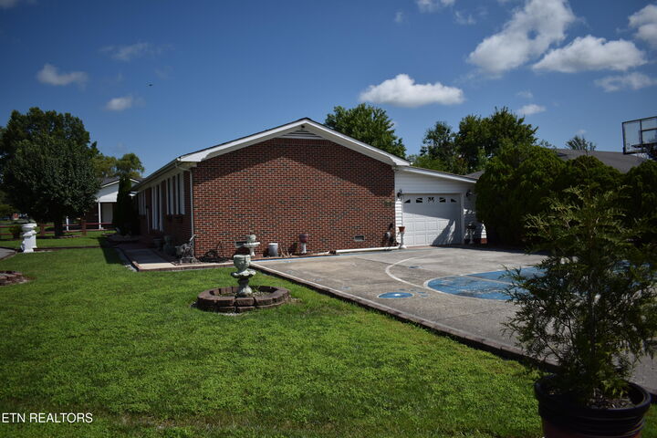 Property Photo:  926 Doncaster Ave  KY 40965 