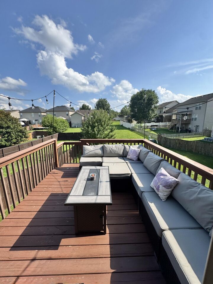 Property Photo:  3008 Roundway Down Lane  KY 40509 