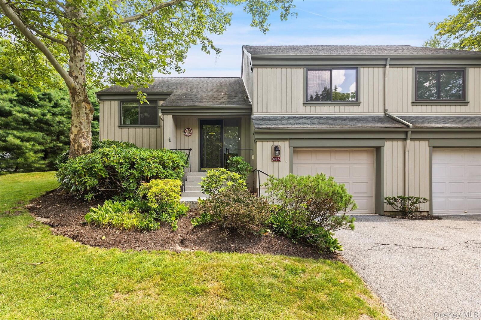 Property Photo:  461A Heritage Hills  NY 10589 
