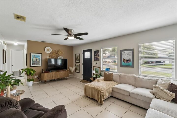 Property Photo: 120 Milta Lane FL 34743
