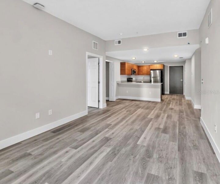 Property Photo: 4424 S Texas Avenue 1-302 FL 32839