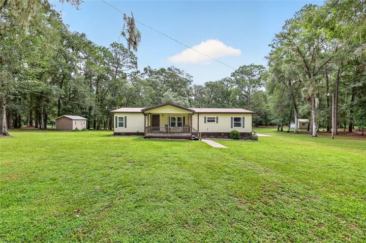 Property Photo: 7727 Cr 659 FL 33513