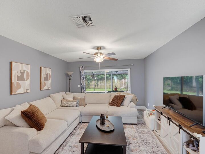 Property Photo:  2988 Pinewood Run  FL 34684 