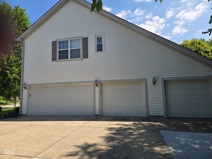 Property Photo: 11405 Regency Lane IN 46033